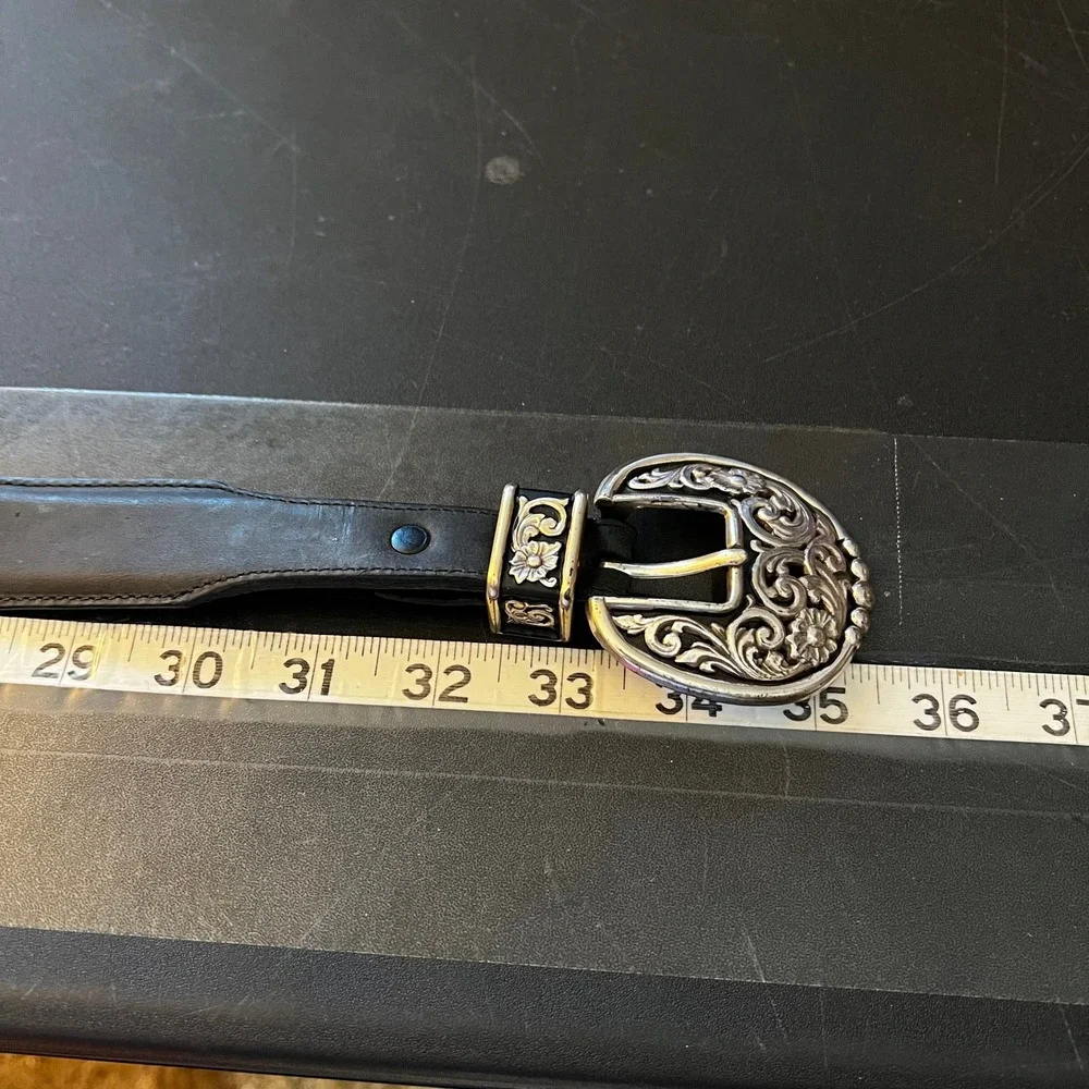 Vintage Justin Black Leather Western Belt Floral Silver Buckle 28 540BK Made USA - Picture 5 of 5